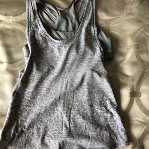 Lululemon tank with bra attached